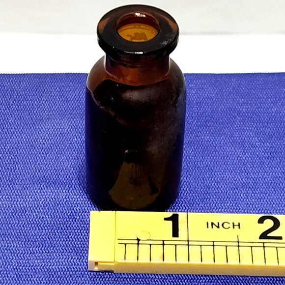 T.C. Wheaton & Co. T.C.W. Co. USA 28 Apothecary Med Bottle 2" Collectible RARE - Picture 7 of 7